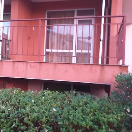 Апартамент Изгрев 4 Буджака Apartment
